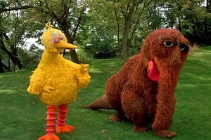 FollowThatBird-BigBird&Snuffy-Outside