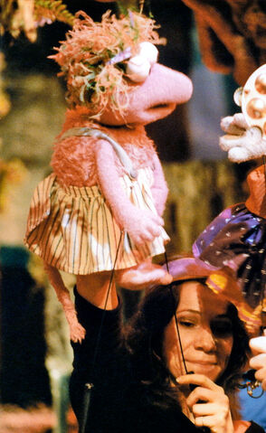 File:TrishLeeper&ToshFraggle.jpg