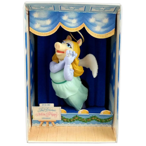 File:Piggy Angel Ornament 1981.jpg
