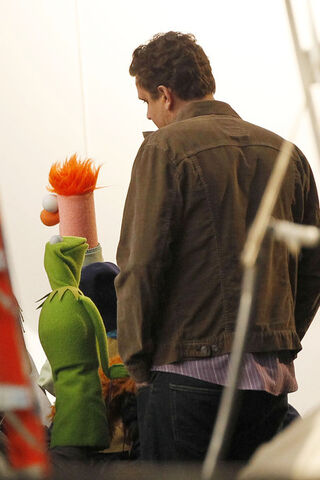 File:Kermit-Beaker-Zoot-Segel-BTS-Muppets.jpg