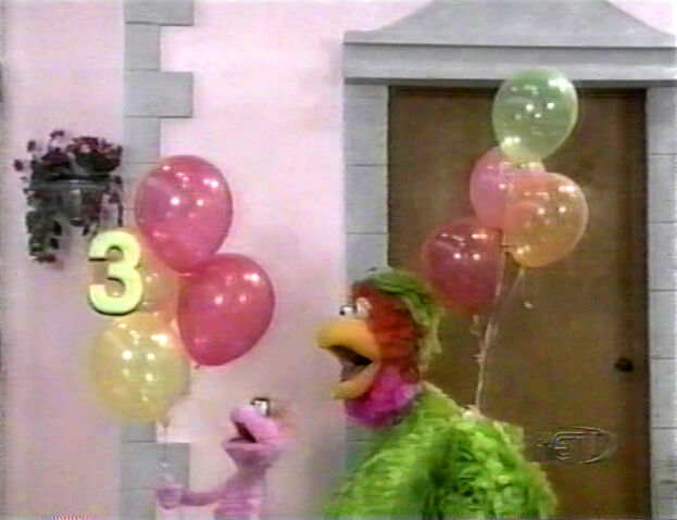 File:LolaAbelardo-Balloons01.jpg