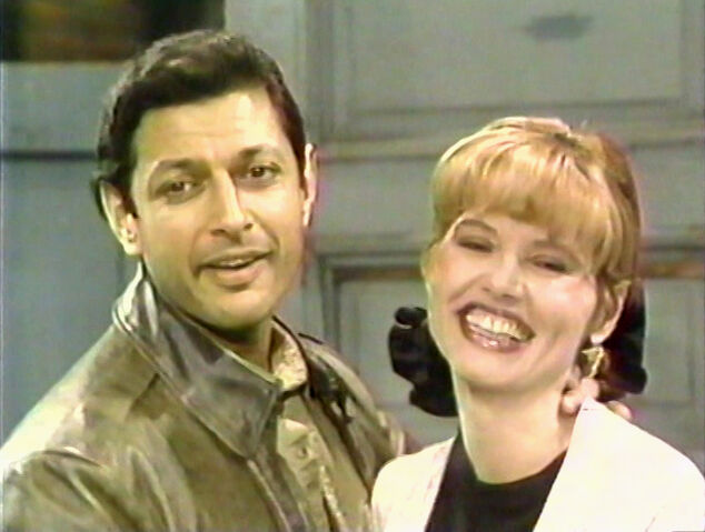 File:Jeff Goldblum Geena Davis.jpg