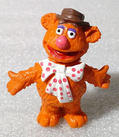 File:Schleich1977Fozzie.jpg