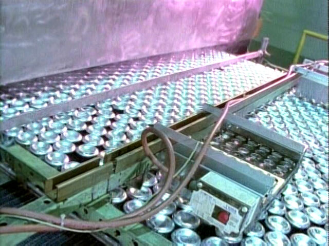 File:Recyclecans.jpg