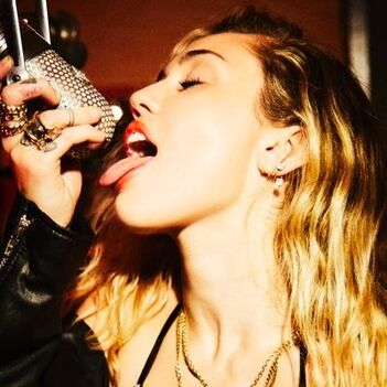 File:Miley Cyrus.jpg