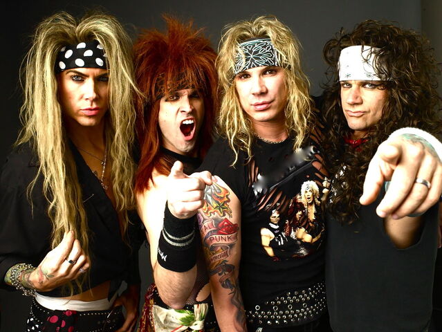 File:Steel-panther.jpg