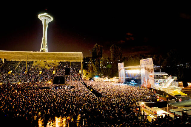 File:Bumbershoot-Festival.jpg