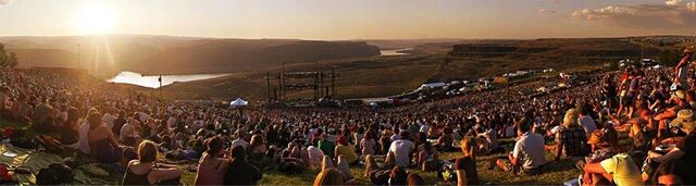 File:SASQUATCH venue-photo 859 229.jpg