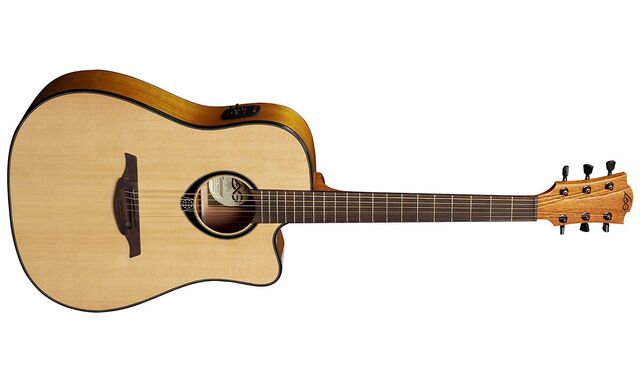 Fichier:Gutare Acoustique1.jpg
