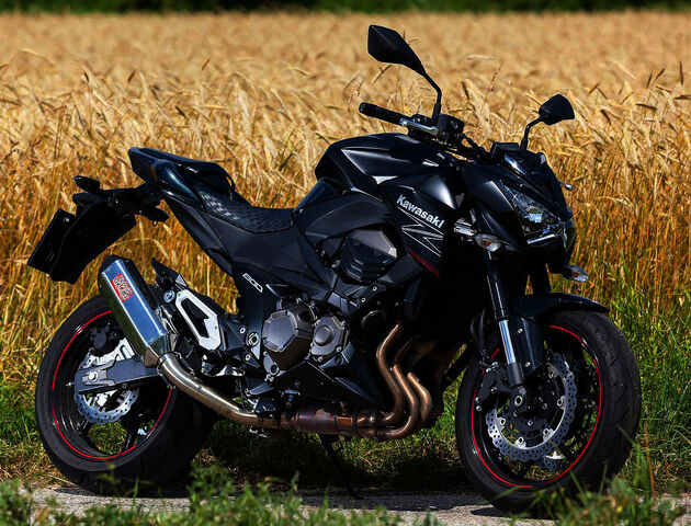 File:Kawasaki-z800-remus-okami 5.jpg