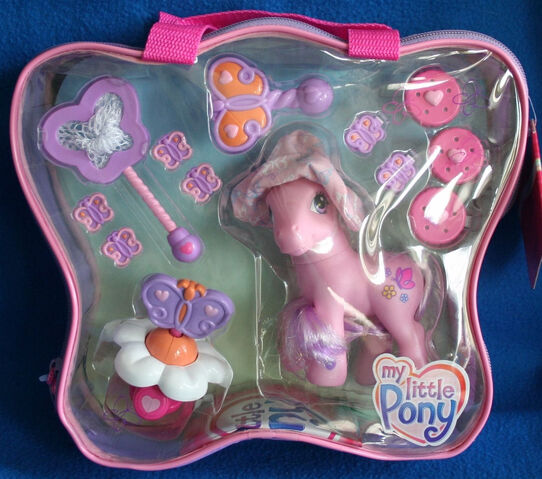 File:AvaloniaButterflySurprise.jpg