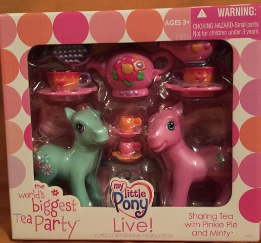 File:World'sBiggestTeaPartyPlayset.jpg