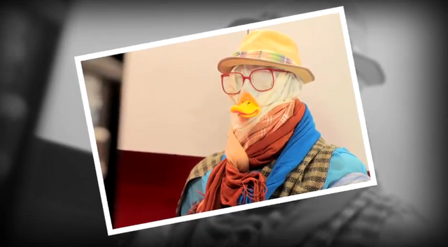 File:Scarfman+doing+the+duck+face.png