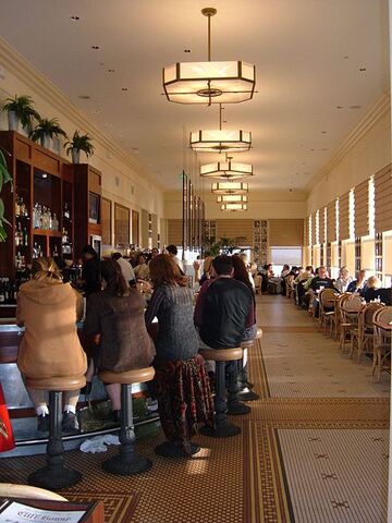 File:Sandwichbar in Grand Eastern Mall.jpg