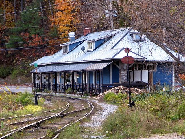 File:Old Train Station.jpg