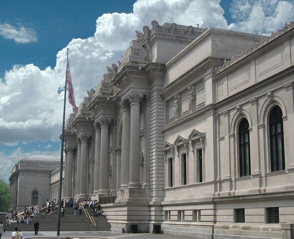 File:Lov building.jpg