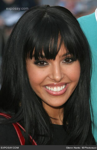 File:Vanessa-bryant-pirates-of-the-caribbean-at-worlds-end-movie-premiere-arrivals-4YNPMJ.jpg