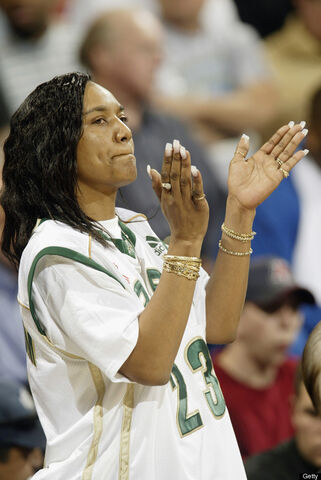 File:GLORIA-JAMES-PICTURES-PHOTOS-LEBRON-JAMES-MOM (1).jpg