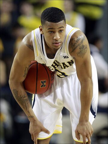 File:AP-Player-of-the-Year-Basketball-Burke.jpg