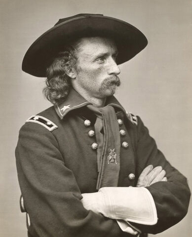 Fișier:George Armstrong Custer.jpg