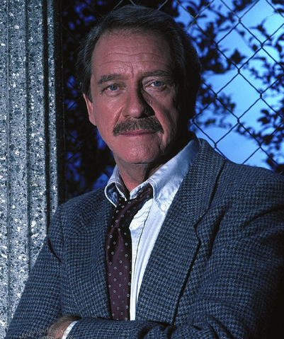 Fichier:Richard Crenna.png