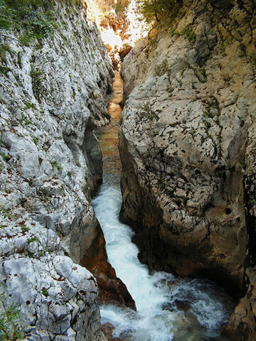 File:Pict0035 Džehenem.jpg