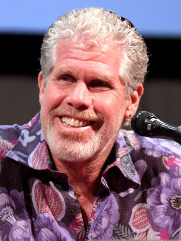 File:Ron Perlman.jpg