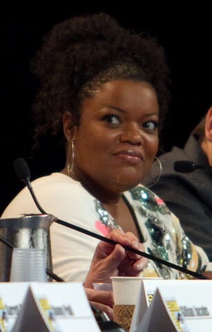 File:Yvette Nicole Brown.jpg