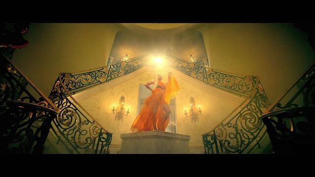 File:QUEEN.jpg
