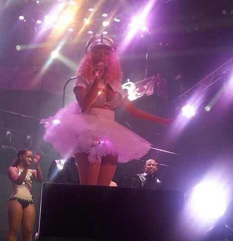 File:Reloaded tour pic 8.jpg