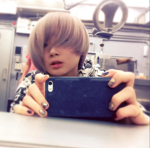 File:Reol-Face.png