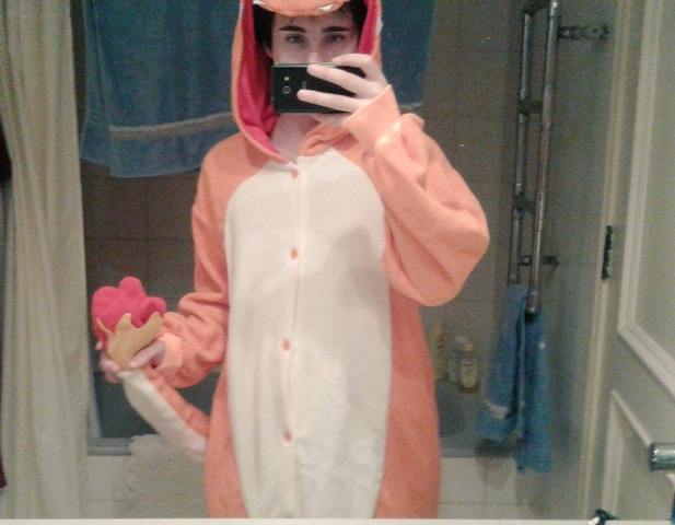 File:Hyu kigurumi.png