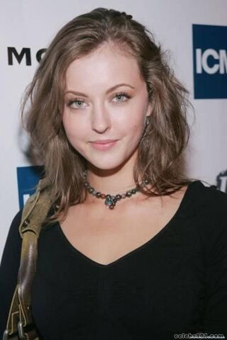File:Katherine Isabelle.jpg