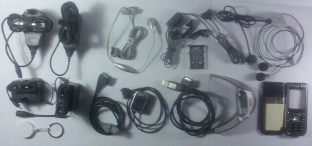 File:Nokia ST-1 sale package.jpg