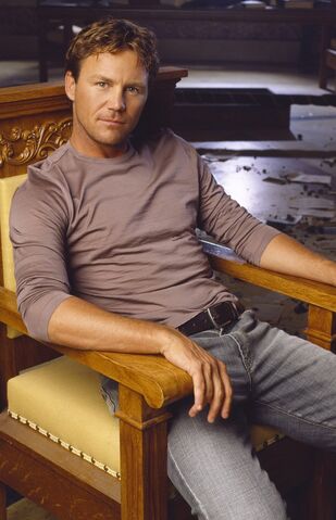 File:Leo Wyatt.jpg