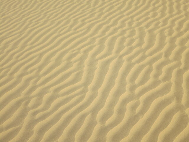 File:Sand.jpg