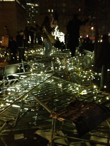File:Zuccotti nye dancing.jpg