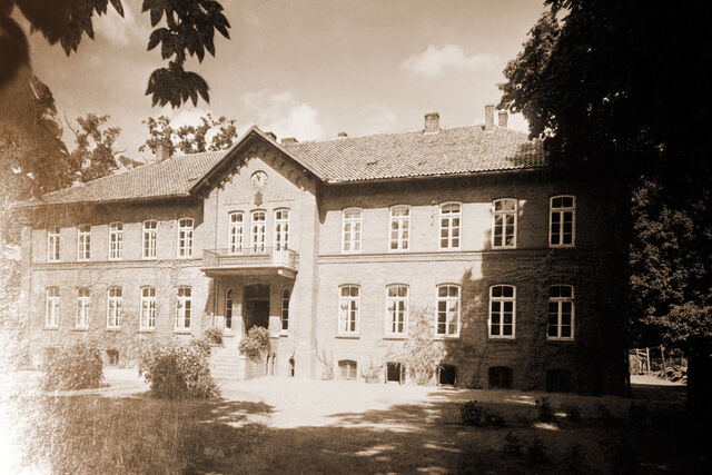 Datei:Schule ebstorf 02.jpg