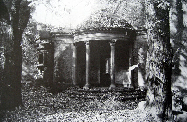 Datei:Lili Tempel 1890.jpg