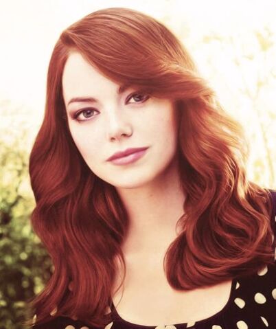 File:Red-hair-emma-stoone-2013.jpg