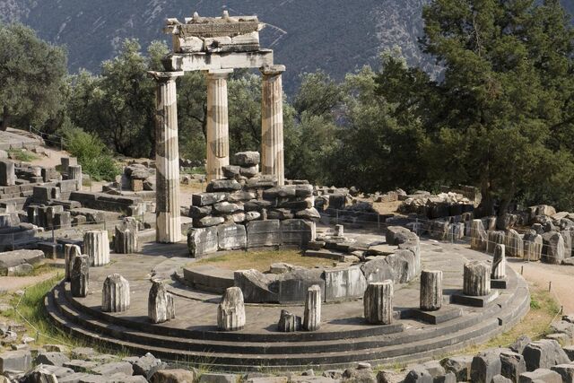File:Largeoracledelphi.jpg