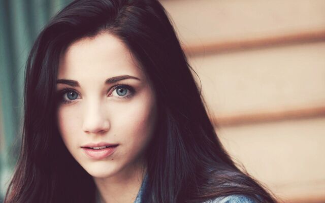 File:Emily Rudd 5.jpg