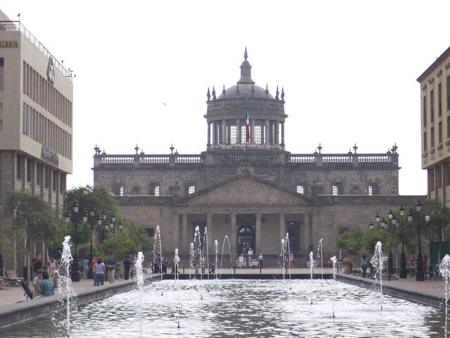 Archivo:Palaciocabañas.jpg