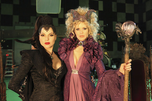 Ficheiro:1x02-bastidores-25.jpg