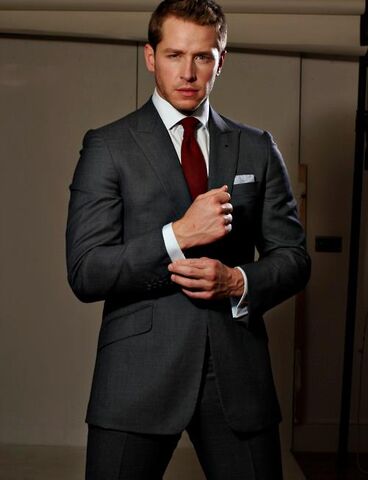 Ficheiro:JoshDallas.jpg