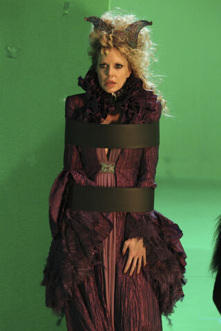 Ficheiro:1x02-bastidores-19.jpg