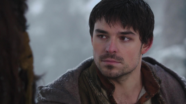 Fichier:1x15 Peter forêt neige arbre loup-garou Scarlett peur transformation.png