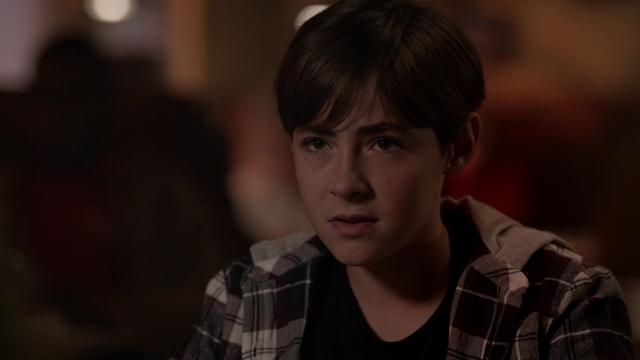 Fichier:D1x07 Garrett Sykes jeune enfant.png