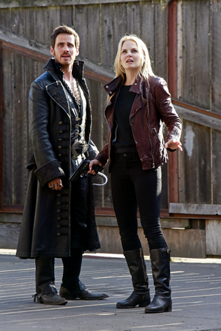 Fichier:4x01 Photo promo 22.png