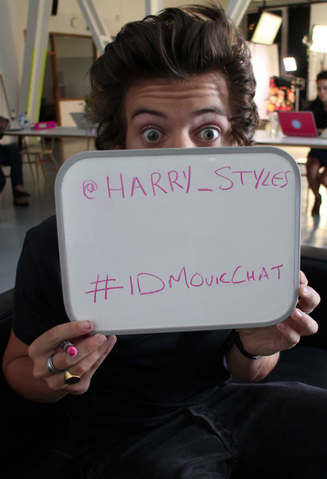 File:5HarryChat.png